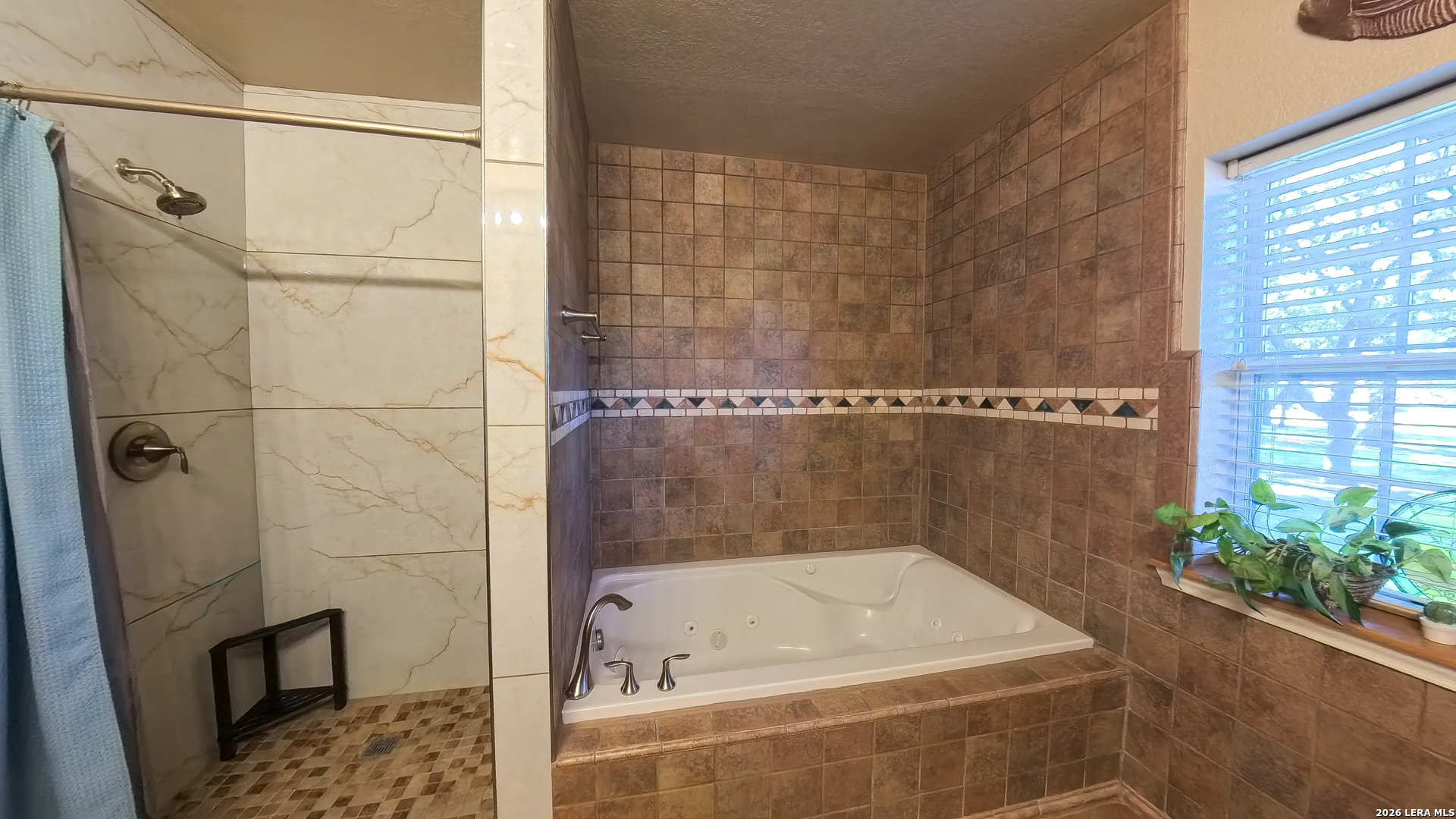857 Madrona Pipe Creek TX 78063