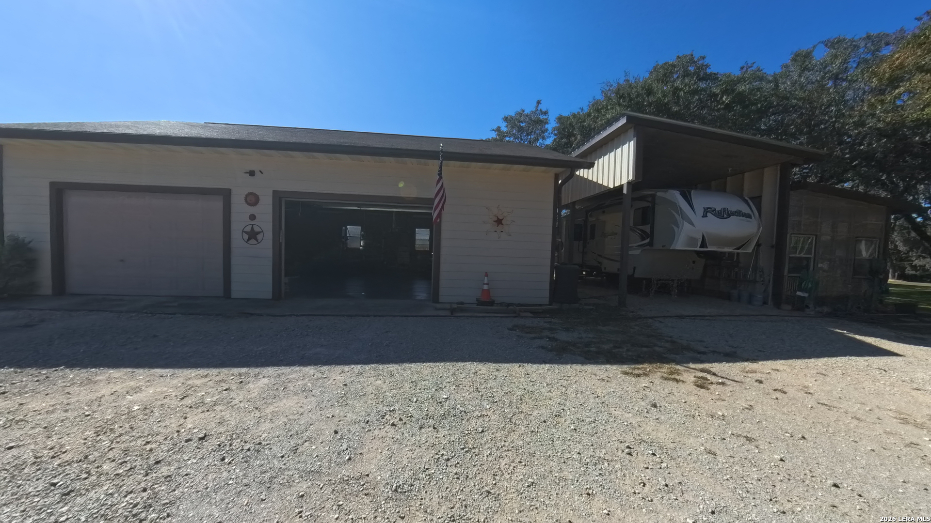 857 Madrona Pipe Creek TX 78063