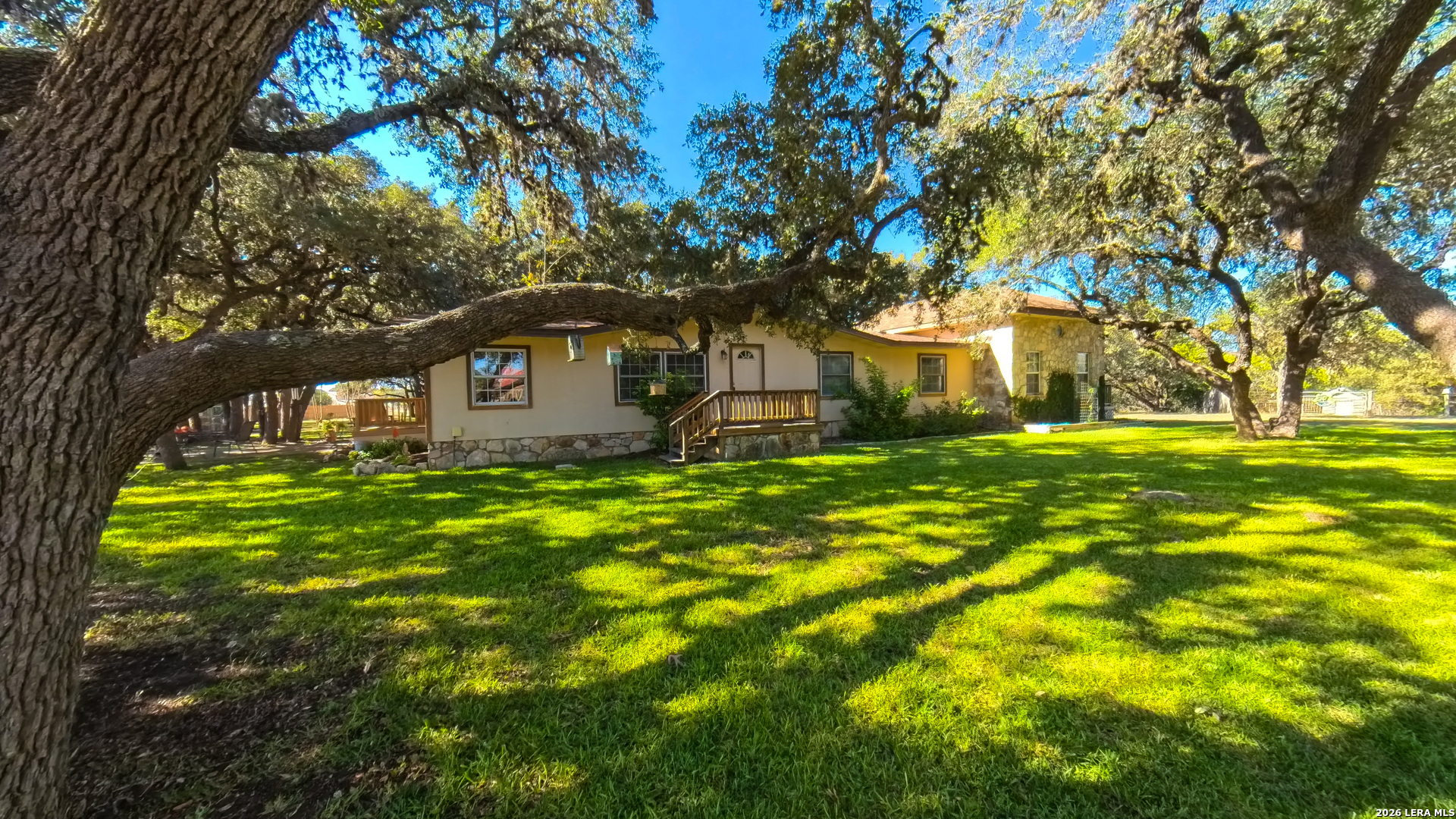 857 Madrona Pipe Creek TX 78063