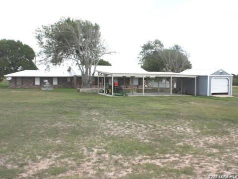 177 Schirmer Road Woodsboro TX 78393