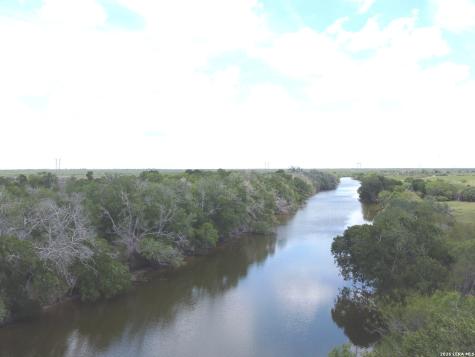 177 Schirmer Road Woodsboro TX 78393