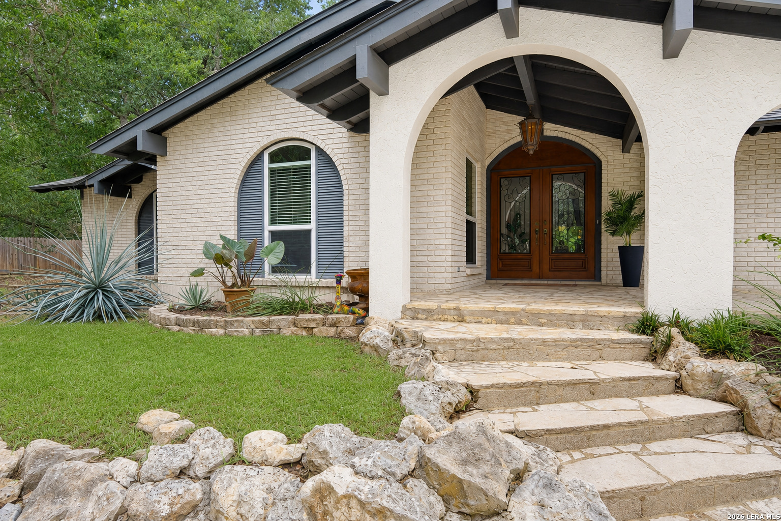 109 Honey Bee Lane Shavano Park TX 78231