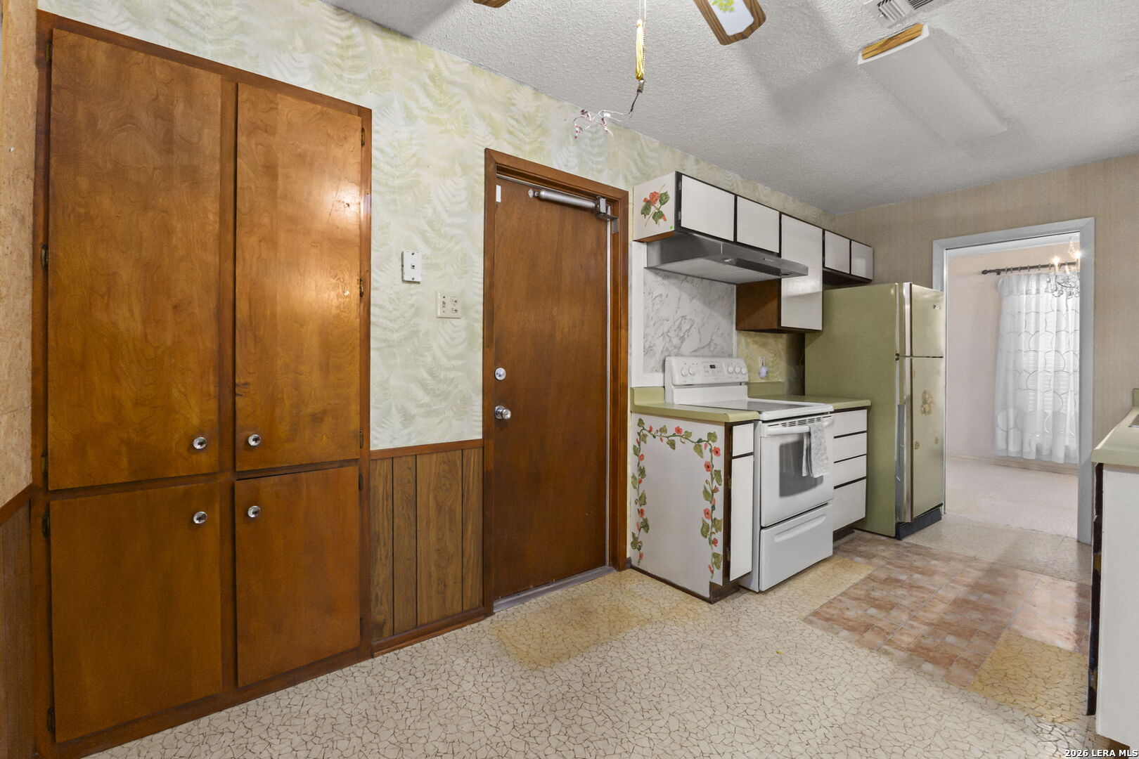 9526 Gold Hill San Antonio TX 78245