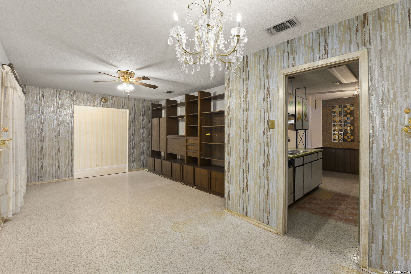 9526 Gold Hill San Antonio TX 78245