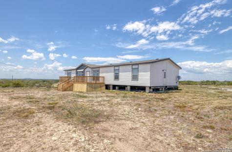 3497 County Road 205 Uvalde TX 78801