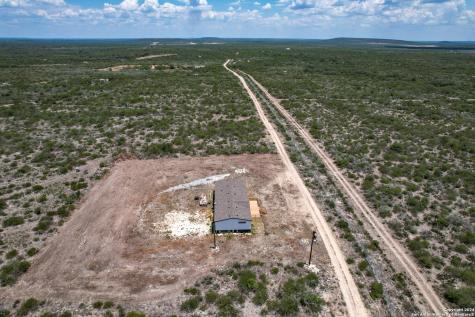 3497 County Road 205 Uvalde TX 78801