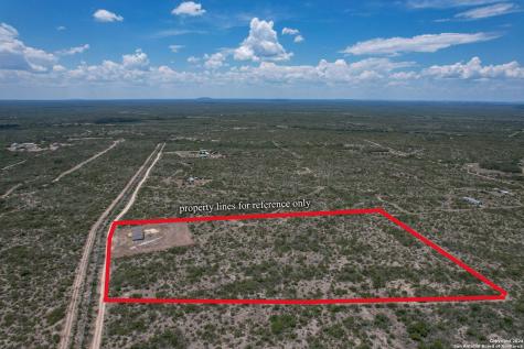3497 County Road 205 Uvalde TX 78801