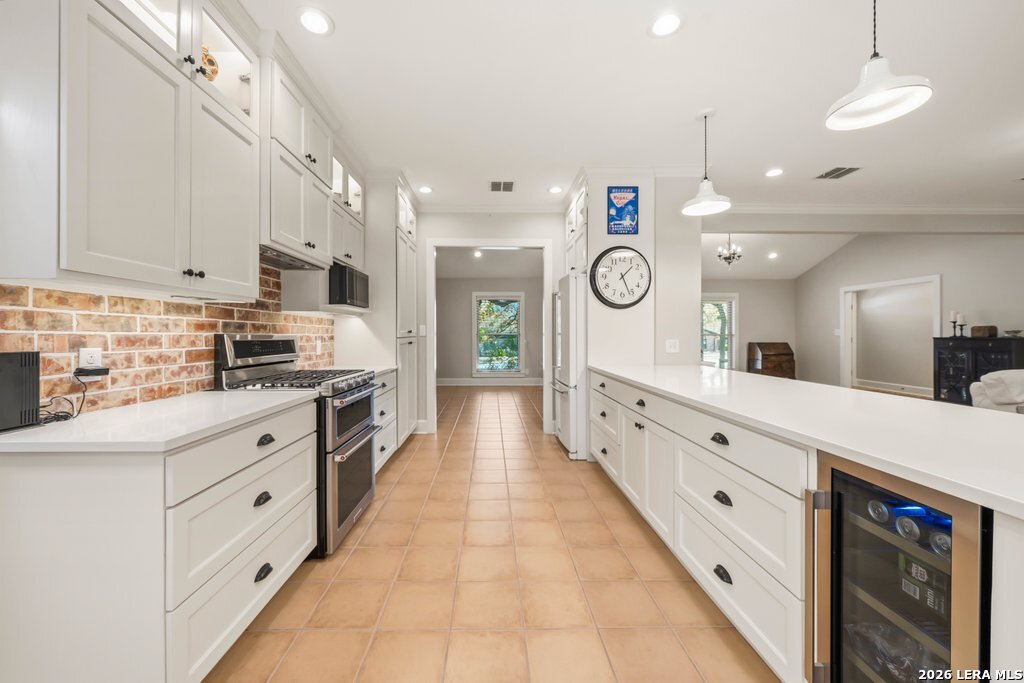 2 La Mesa New Braunfels TX 78130