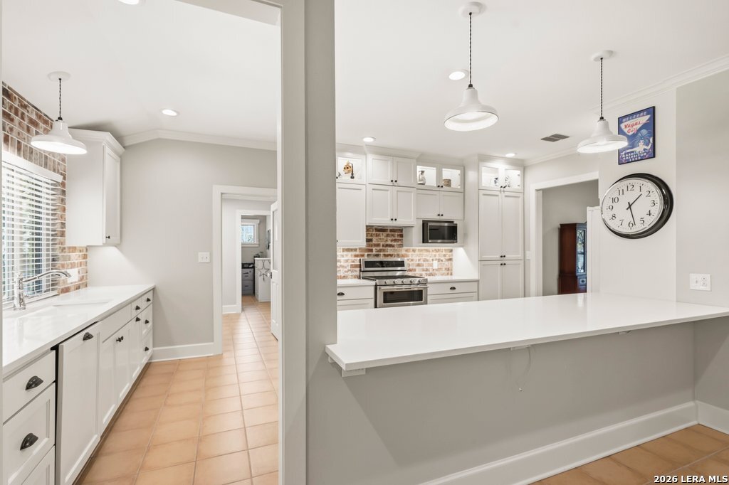 2 La Mesa New Braunfels TX 78130