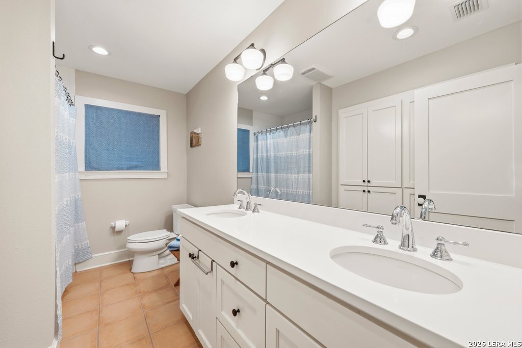 2 La Mesa New Braunfels TX 78130