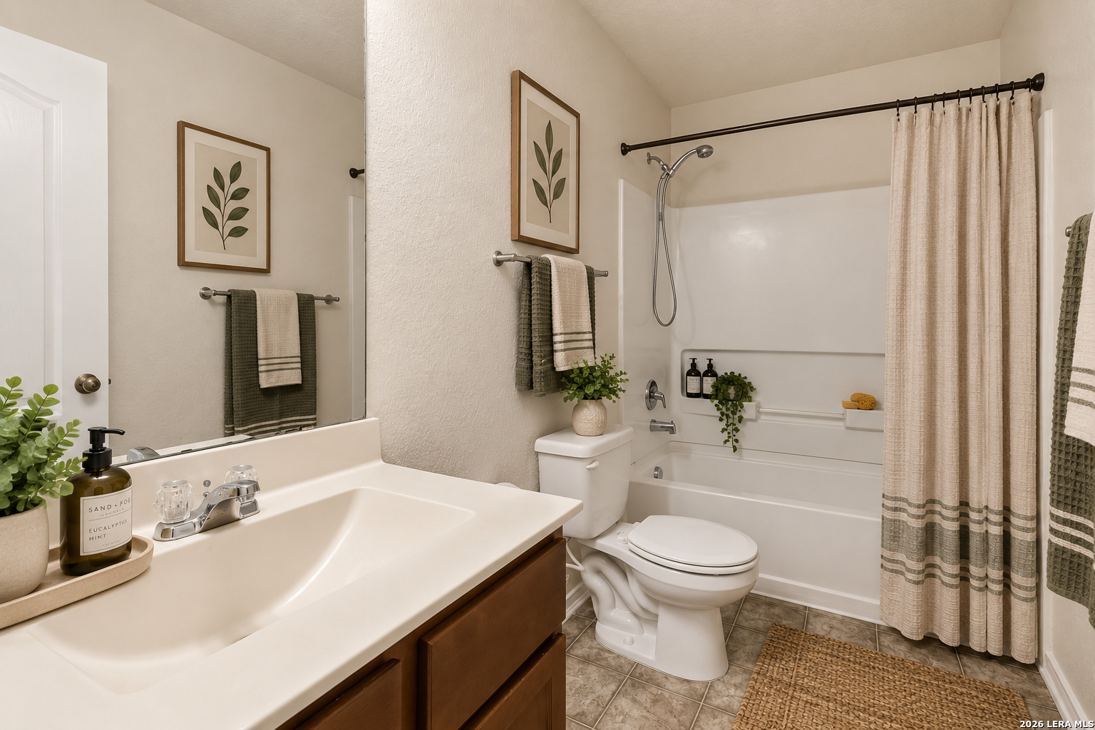 112 Hinge Chase Cibolo TX 78108