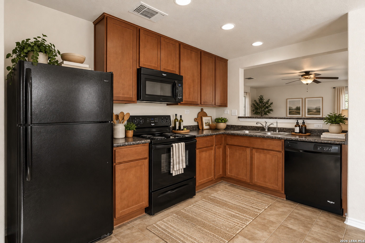 112 Hinge Chase Cibolo TX 78108