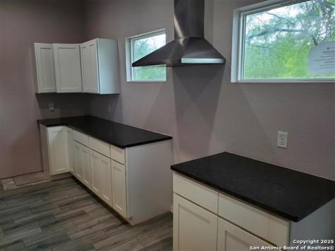 6743 Tehama Gate San Antonio TX 78223
