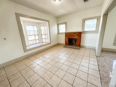 102 N Fort Brackettville TX 78832