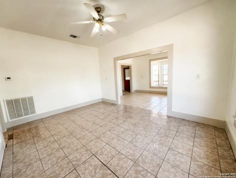 102 N Fort Brackettville TX 78832