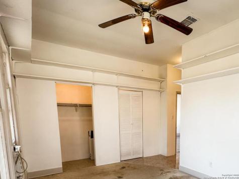 102 N Fort Brackettville TX 78832