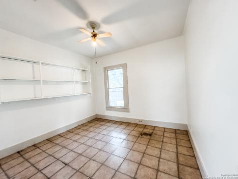 102 N Fort Brackettville TX 78832
