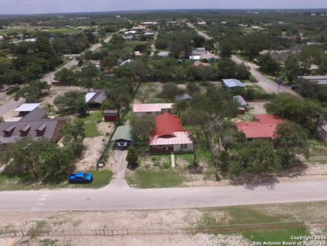 102 N Fort Brackettville TX 78832