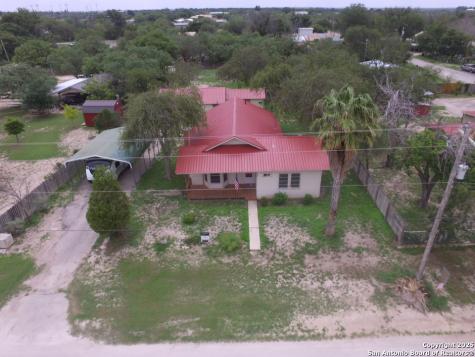 102 N Fort Brackettville TX 78832