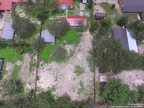 102 N Fort Brackettville TX 78832