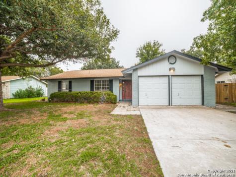 5614 Castle Knight San Antonio TX 78218