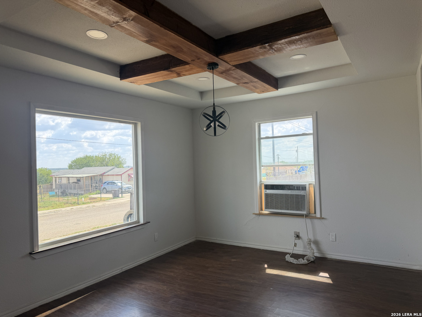 99 Park Eagle Pass TX 78852
