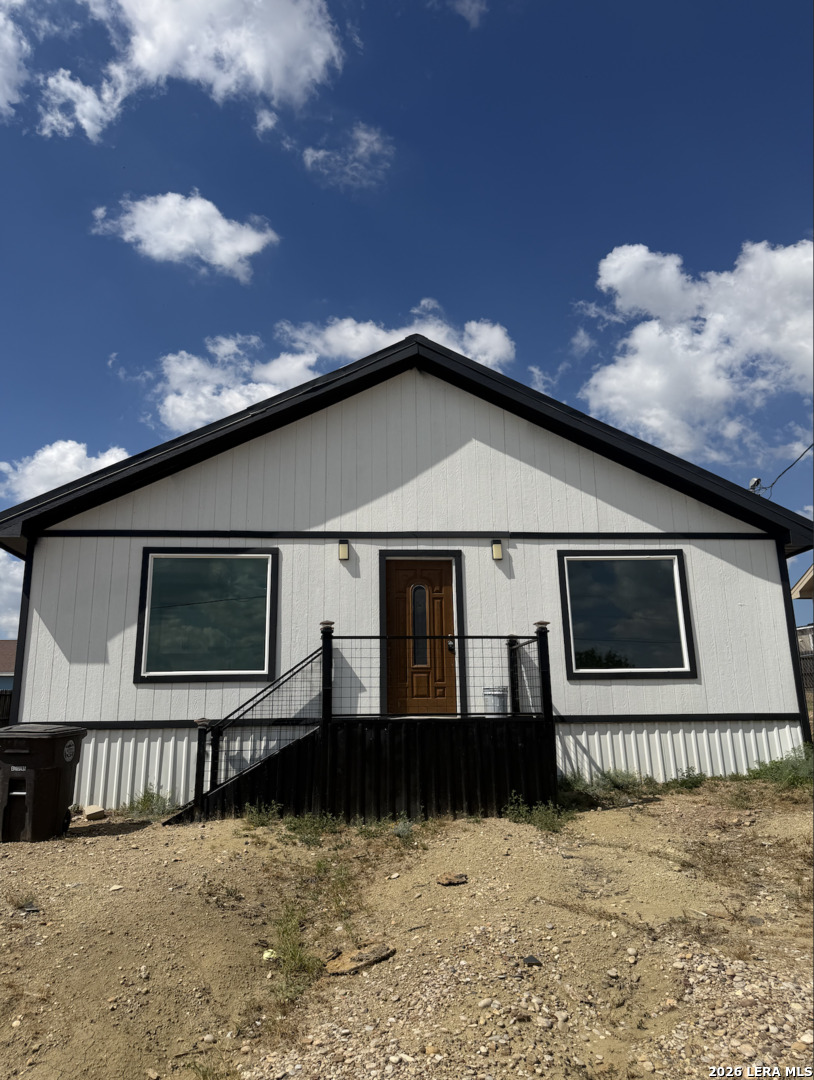 99 Park Eagle Pass TX 78852