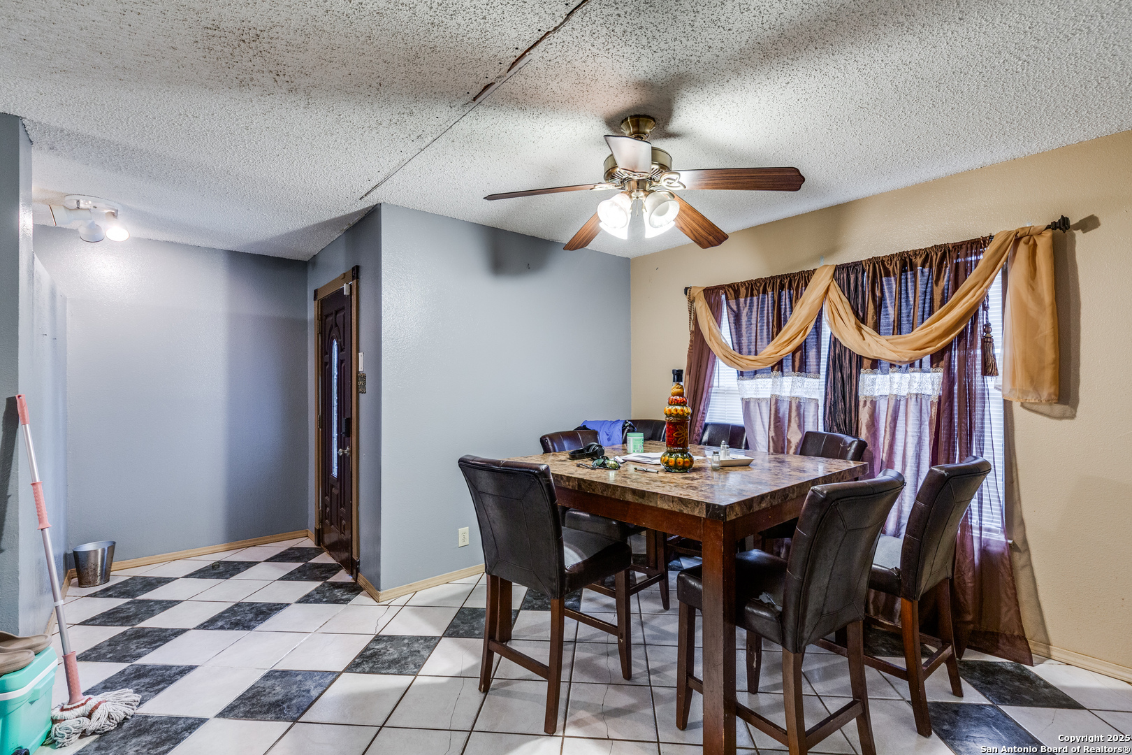 11335 Tabletop Lane San Antonio TX 78245