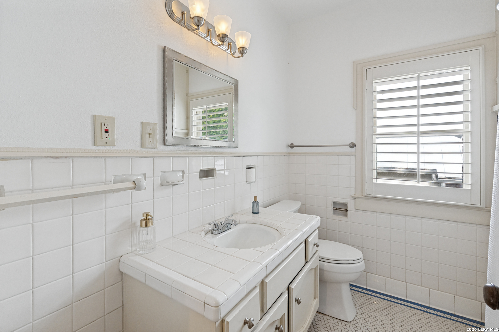 378 Blue Bonnet Boulevard Alamo Heights TX 78209