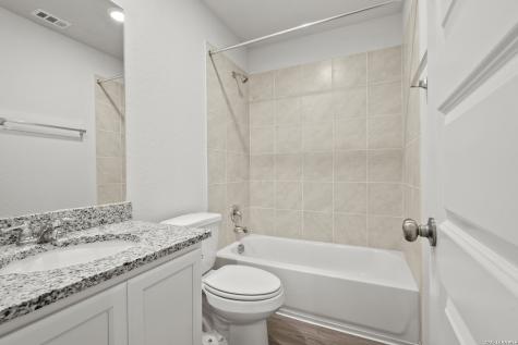 118 High Fence Road San Antonio TX 78245