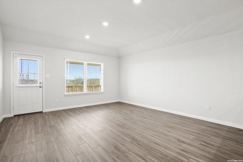 118 High Fence Road San Antonio TX 78245