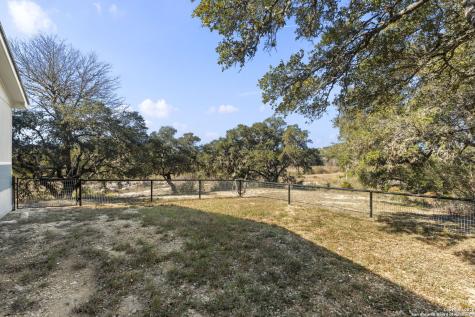 166 Elm Shore Lakehills TX 78063