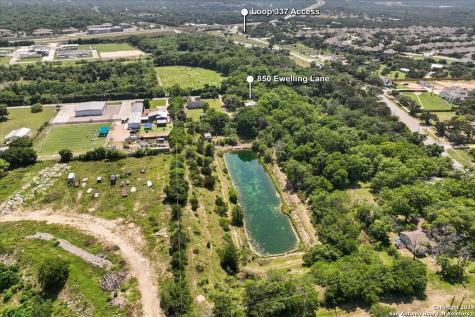 850 NE Ewelling Lane New Braunfels TX 78130
