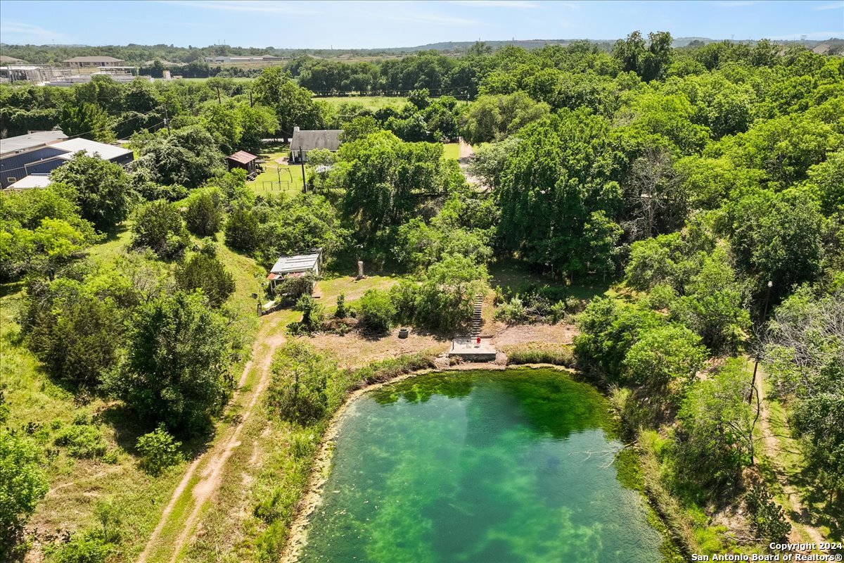 850 NE Ewelling Lane New Braunfels TX 78130