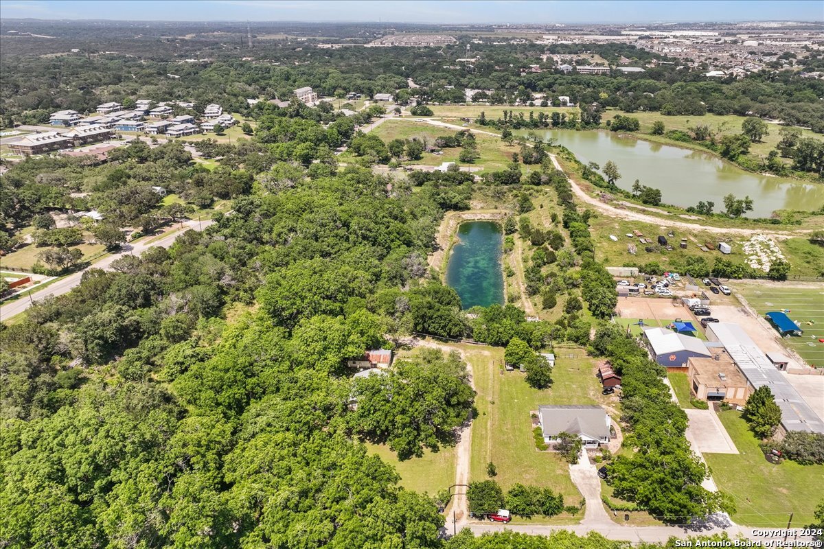 850 NE Ewelling Lane New Braunfels TX 78130