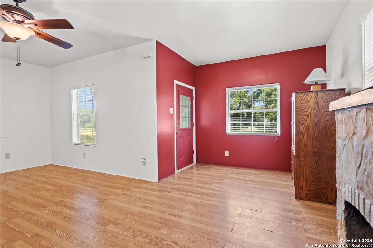 850 NE Ewelling Lane New Braunfels TX 78130