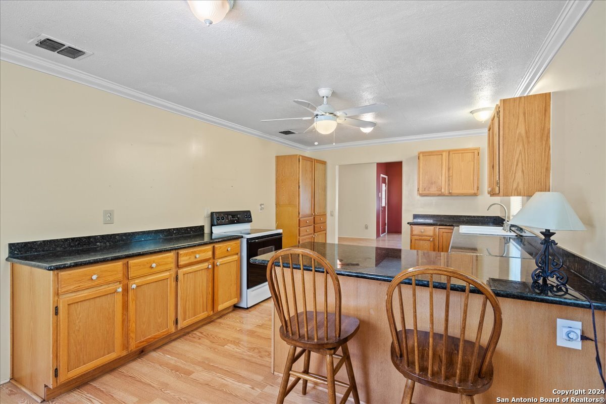 850 NE Ewelling Lane New Braunfels TX 78130
