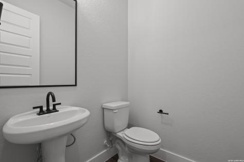 4515 Yoakum Valley Schertz TX 78108