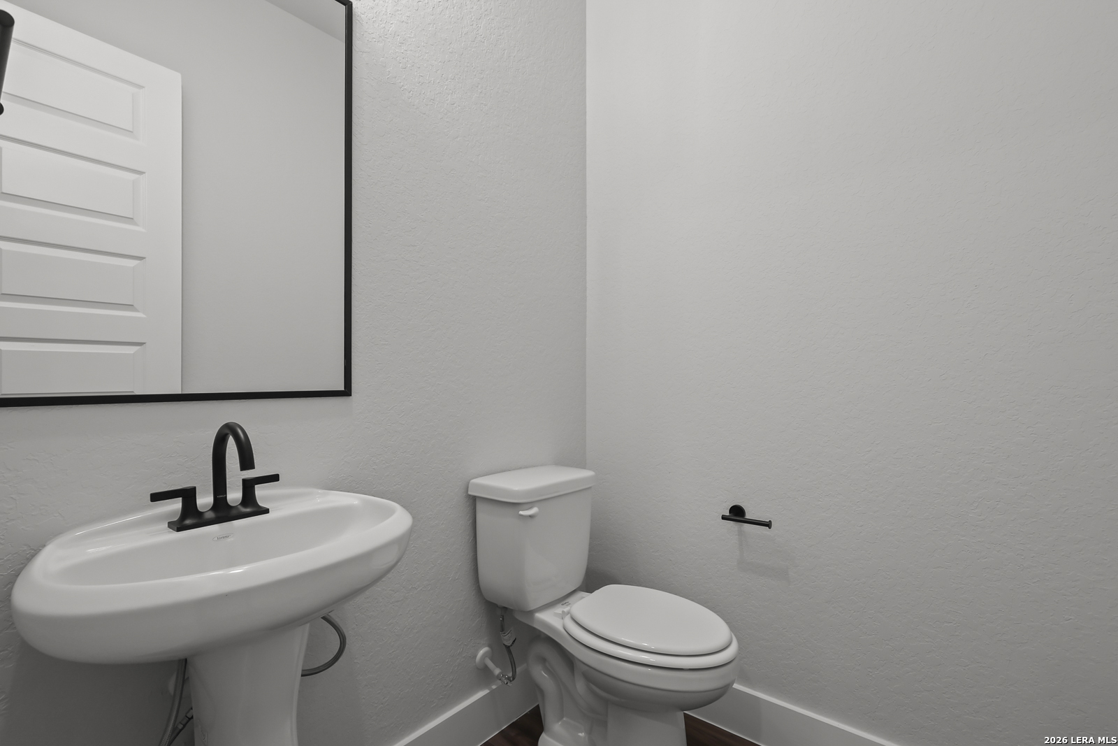 4515 Yoakum Valley Schertz TX 78108