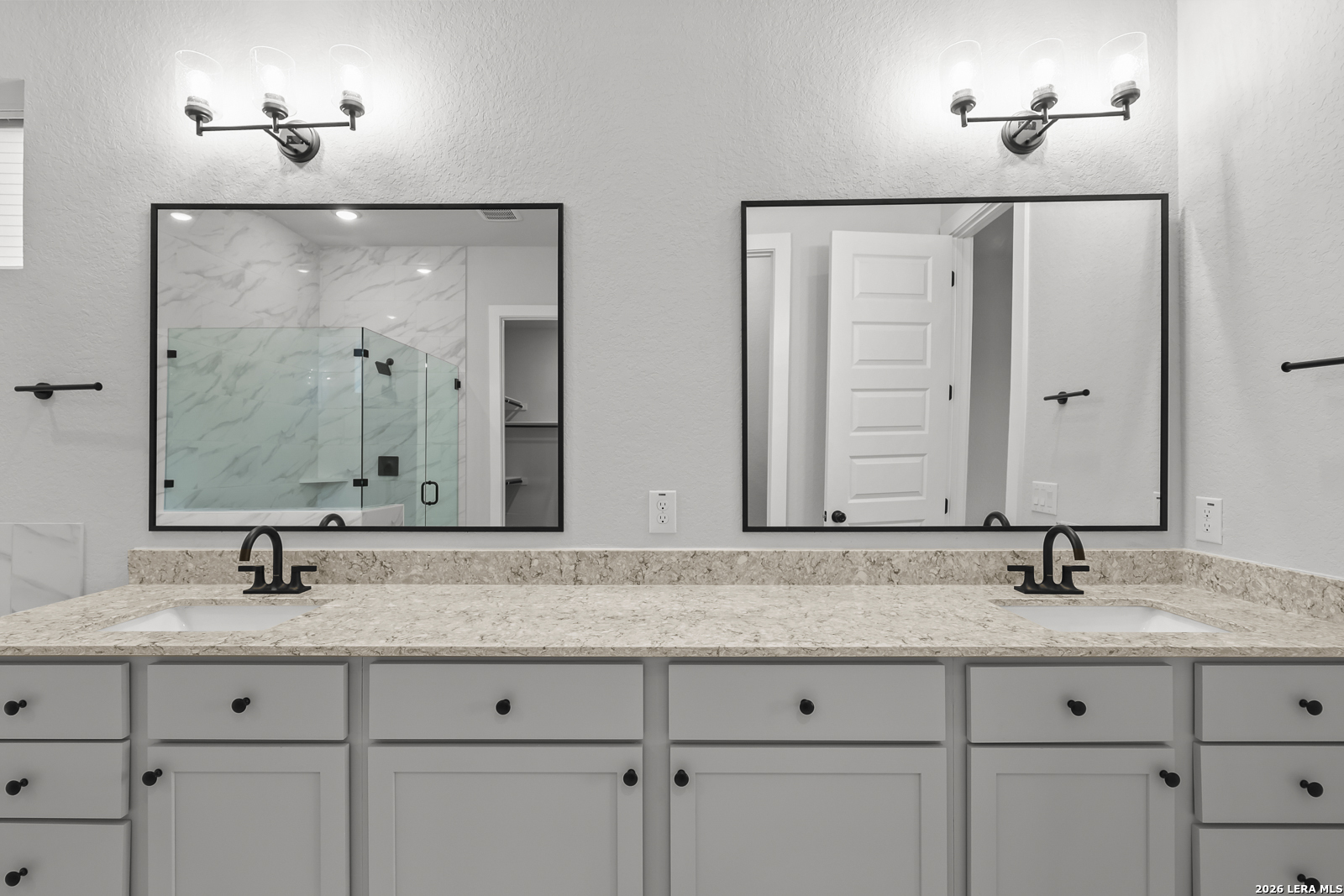 4515 Yoakum Valley Schertz TX 78108