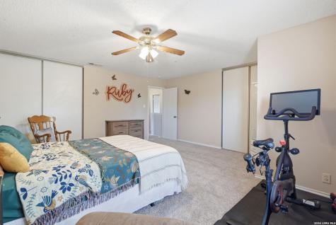 9520 Cantura Crest San Antonio TX 78250
