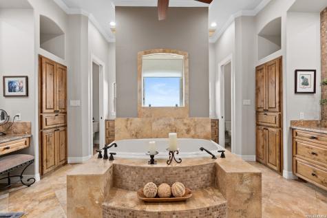 136 Park Ridge Boerne TX 78006