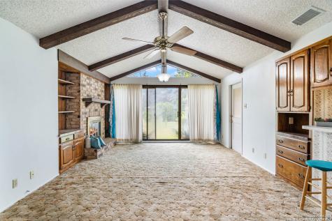 4706 Debbie Drive San Antonio TX 78222