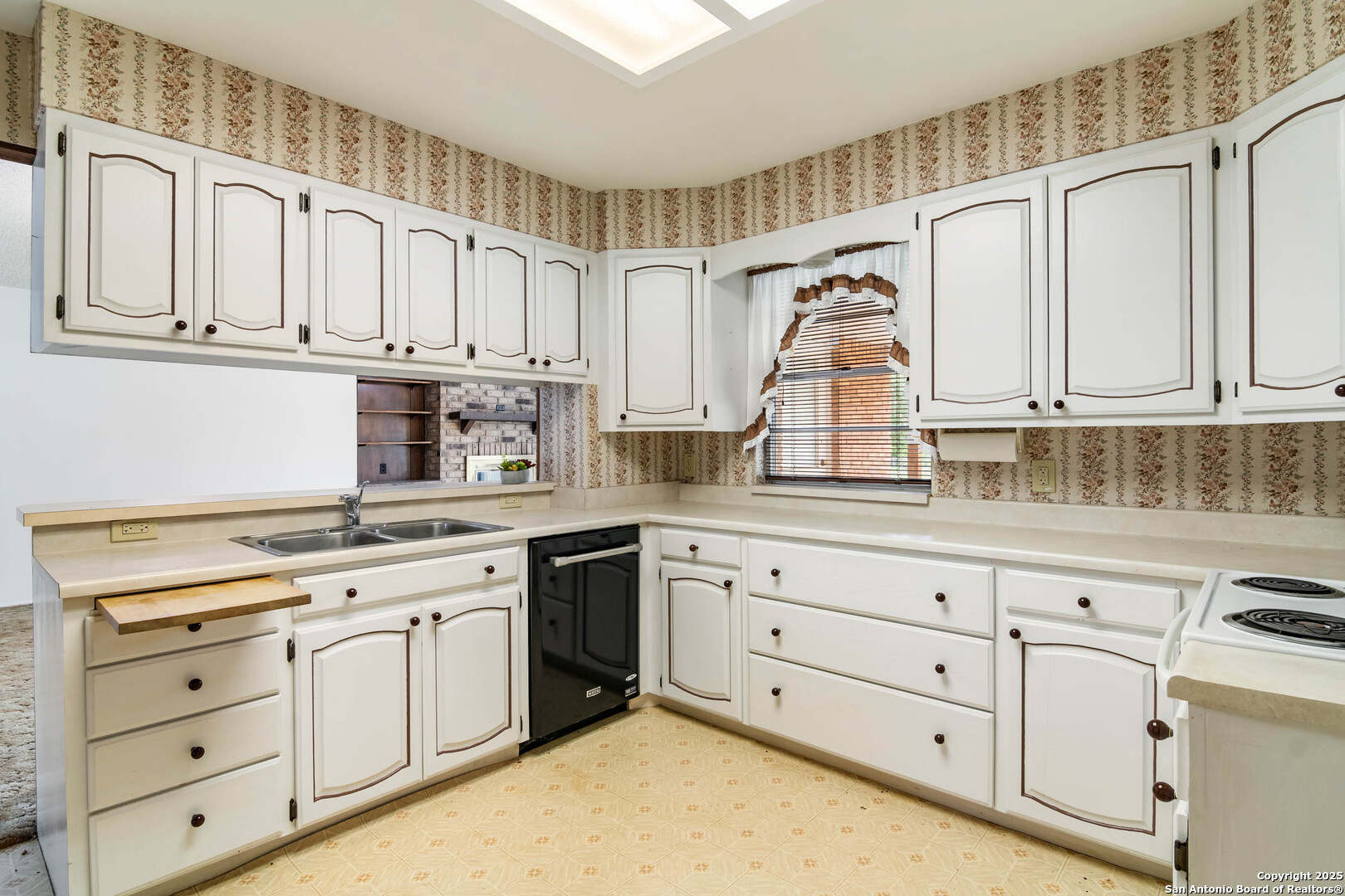 4706 Debbie Drive San Antonio TX 78222