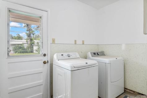 4706 Debbie Drive San Antonio TX 78222