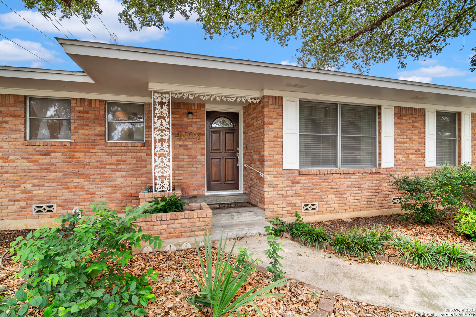 4706 Debbie Drive San Antonio TX 78222