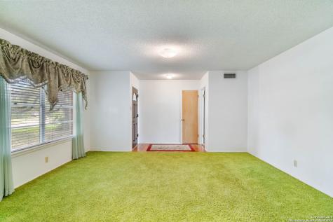 4706 Debbie Drive San Antonio TX 78222