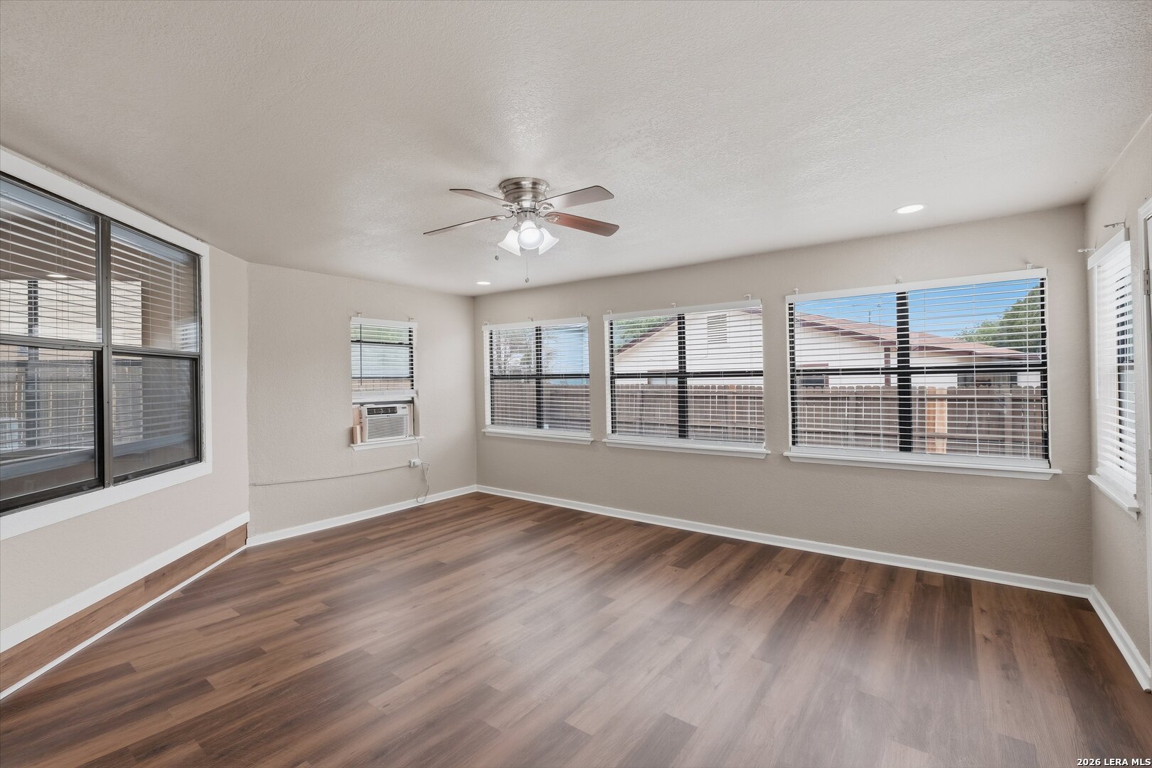 9827 Echo Plain San Antonio TX 78245