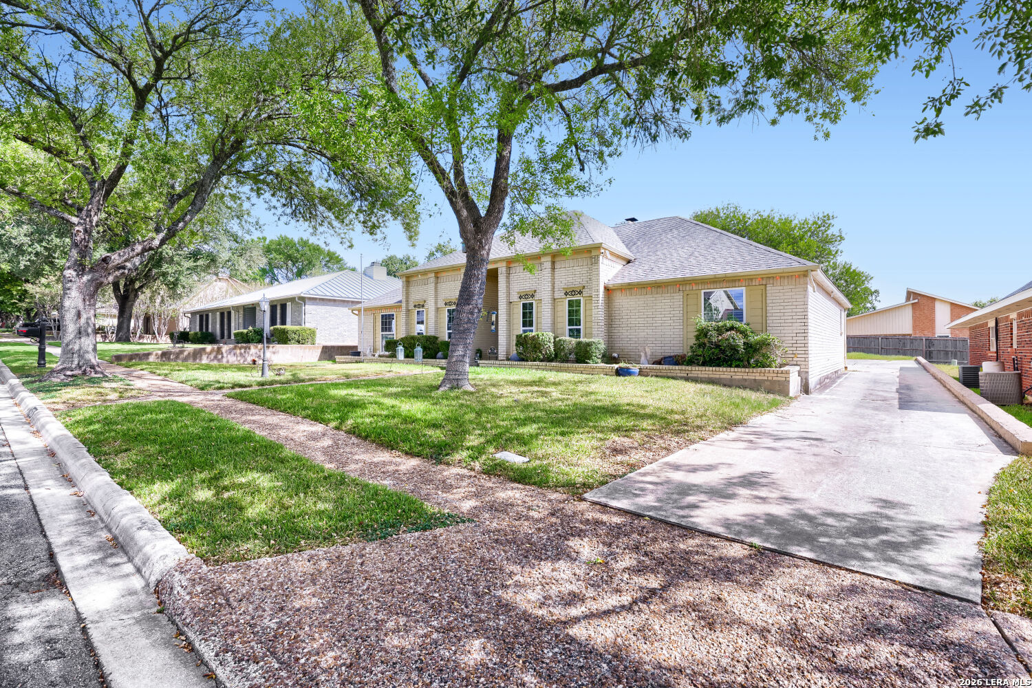 3438 Foxbriar Lane Schertz TX 78108