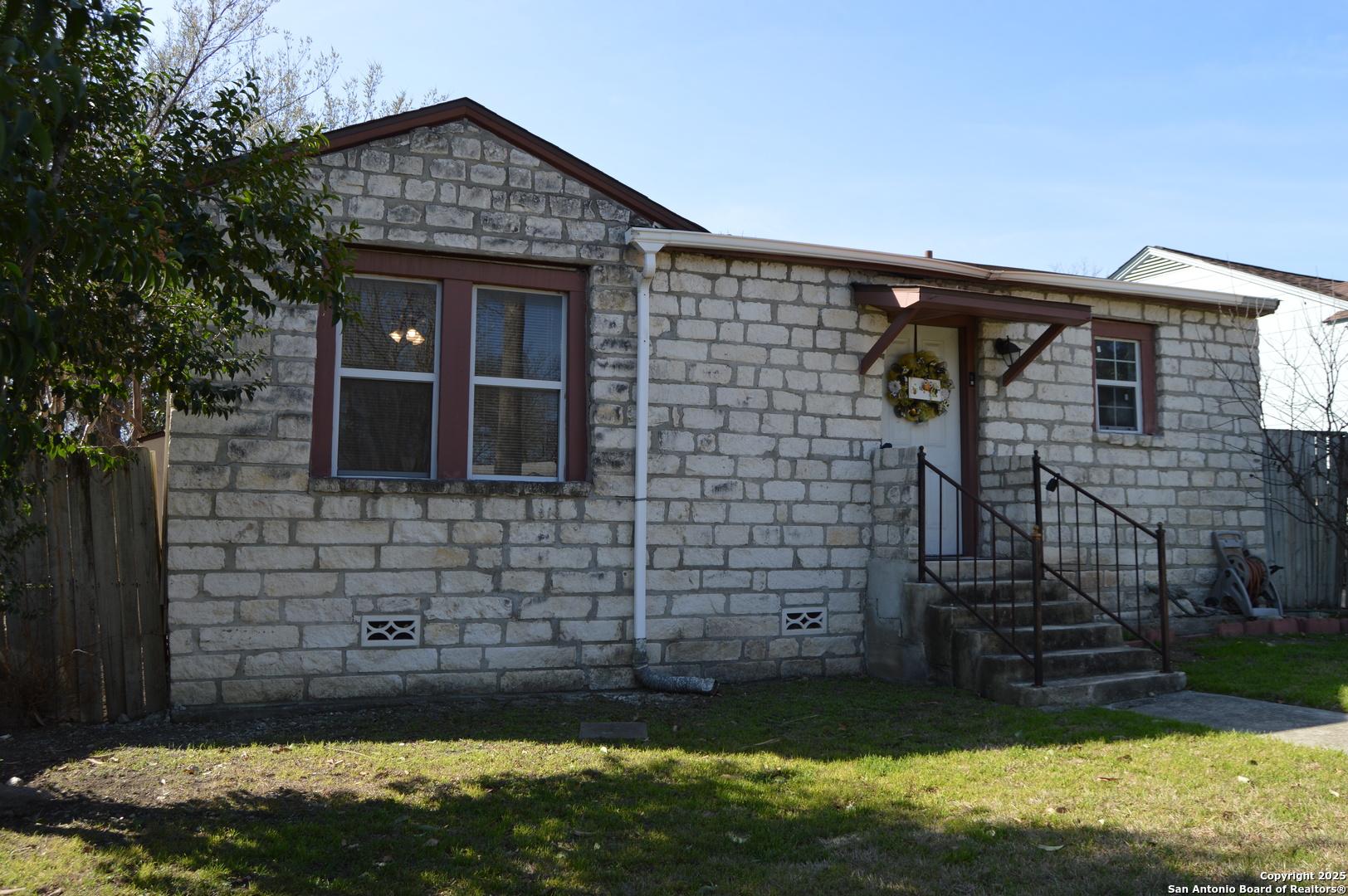 1334 W Lullwood Avenue San Antonio TX 78201